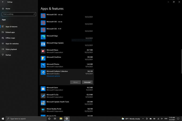 Screenshot of Windows Apps & features list, with Microsoft Solitaire Collection selected and Uninstall button displayed.