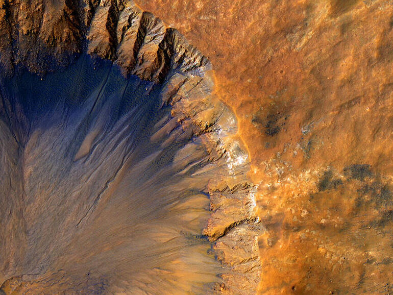 mars-crater.jpg
