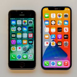 <em>The iPhone 5S (left) and iPhone 12 mini (right).</em>